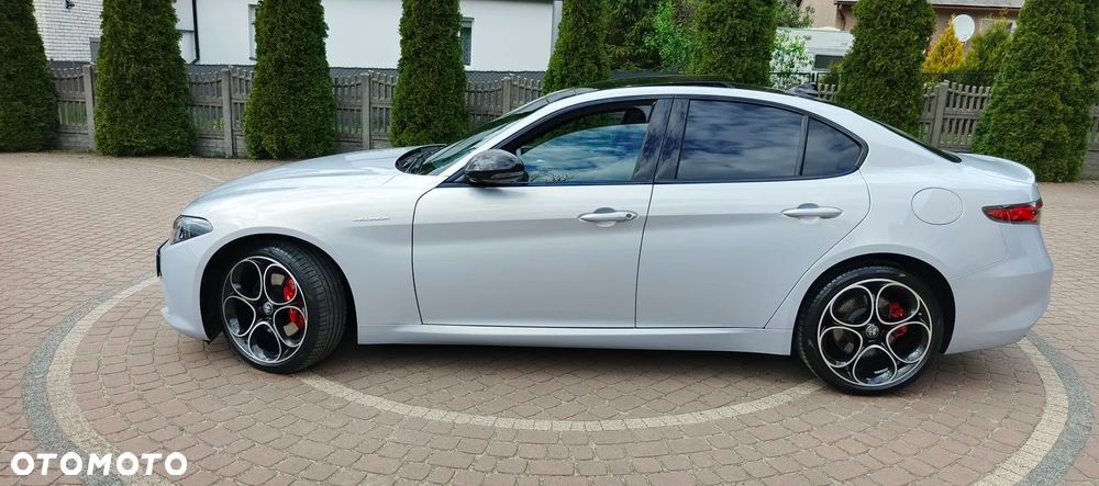 Alfa Romeo Giulia 2.0 Turbo Veloce TI Q4 - 12