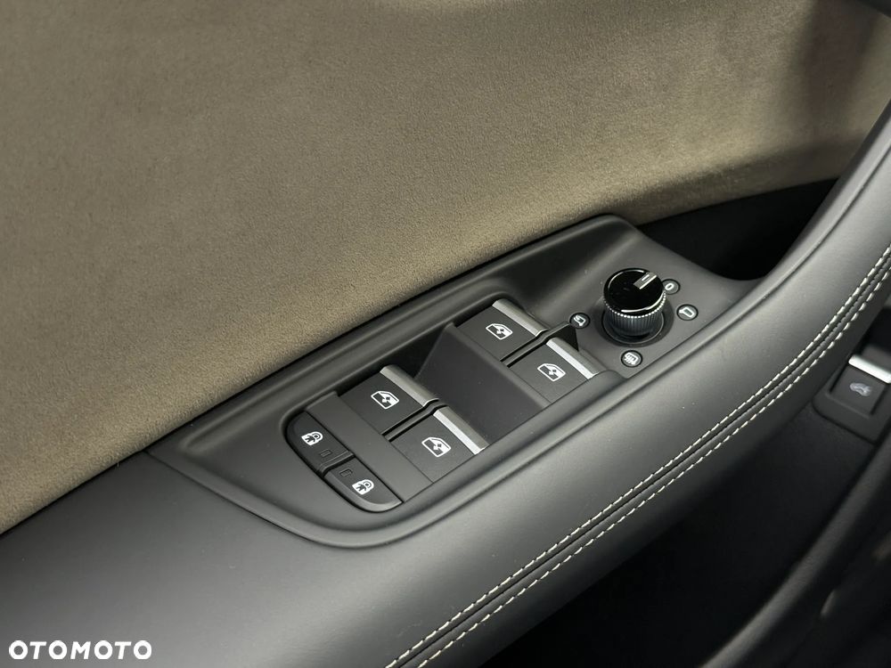 Audi SQ8 TFSI Quattro Tiptronic - 12