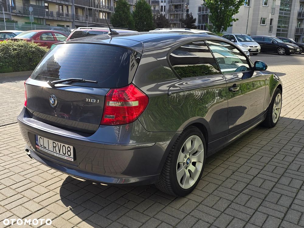 BMW Seria 1 - 9