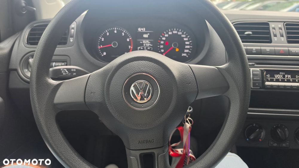 Volkswagen Polo - 23
