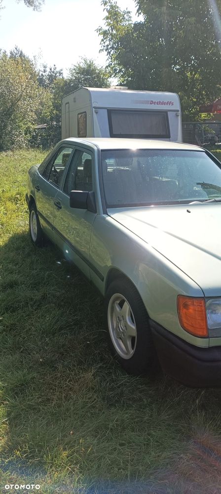 Mercedes-Benz W124 (1984-1993) - 8