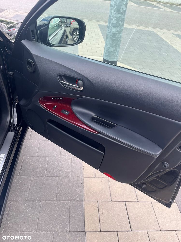 Lexus GS 300 Prestige + - 5