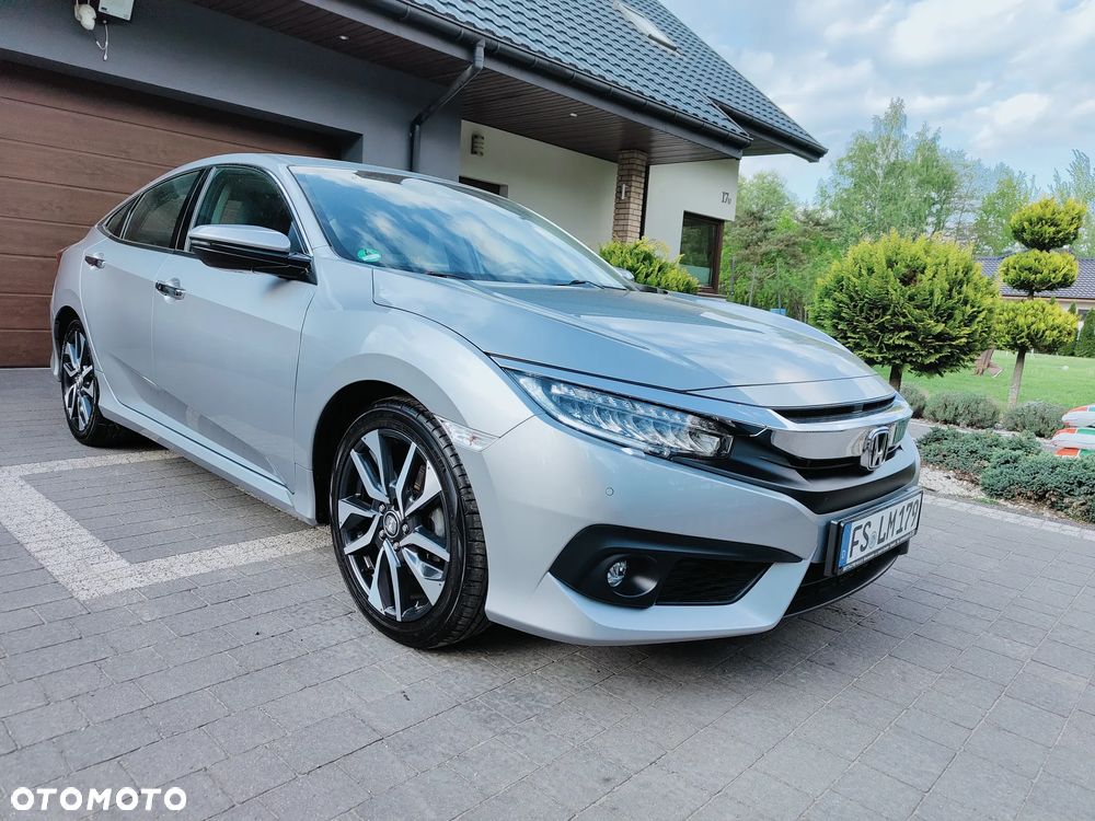Honda Civic 1.5 i-VTEC Turbo CVT Executive - 32