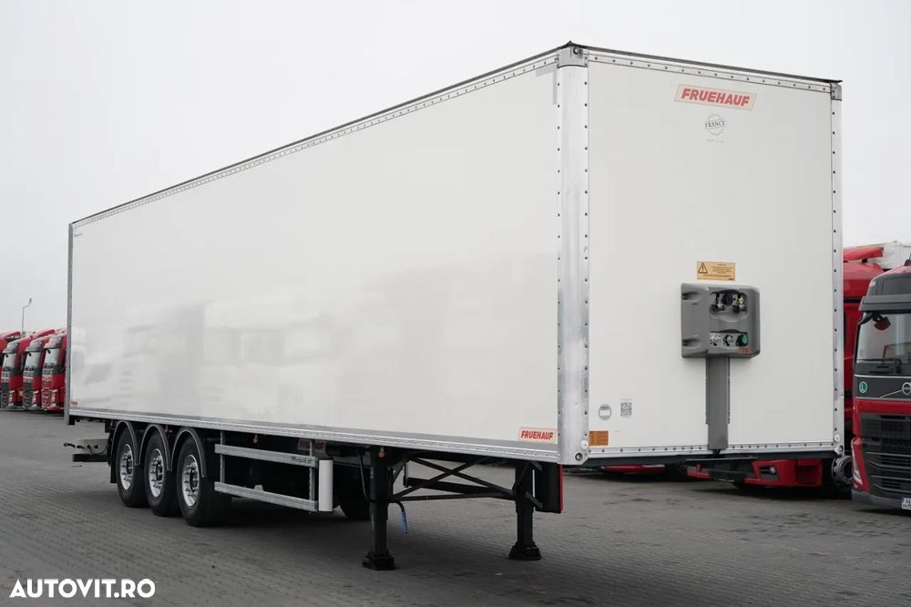 Fruehauf CONTAINER / LOTĂ / OBLOANĂ RULANTĂ / PODEA FOARTE REZISTENTĂ: ȘI ȘI ȘI / 2022 - 7