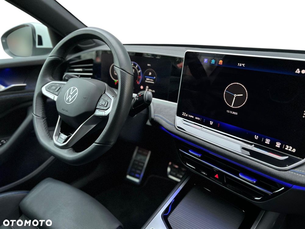 Volkswagen Passat - 15