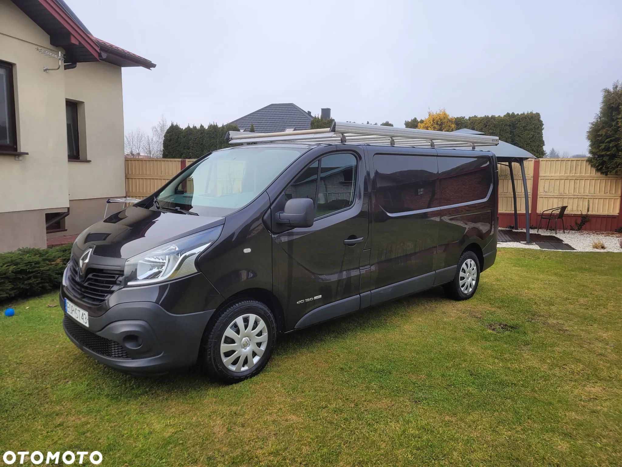 Renault TRAFIC - 1