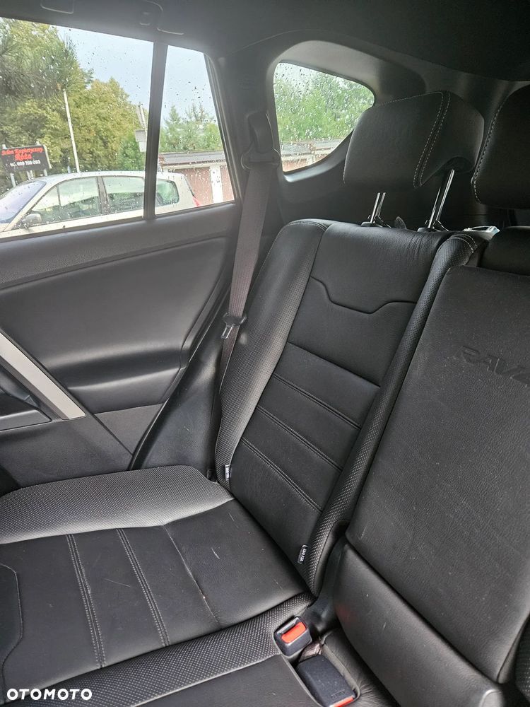 Toyota RAV4 Hybrid Style 4x4 - 4