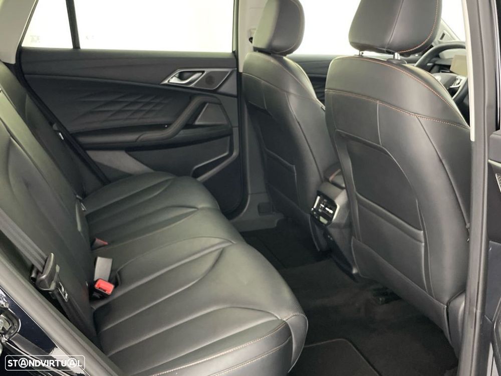 MG HS 1.5 Plug-in Hybrid Luxury - 23