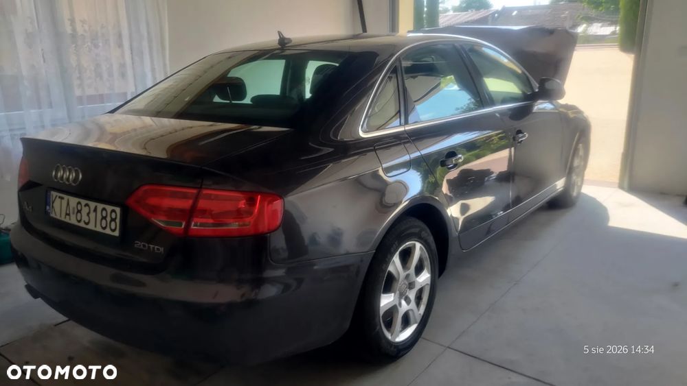 Audi A4 Limousine - 2