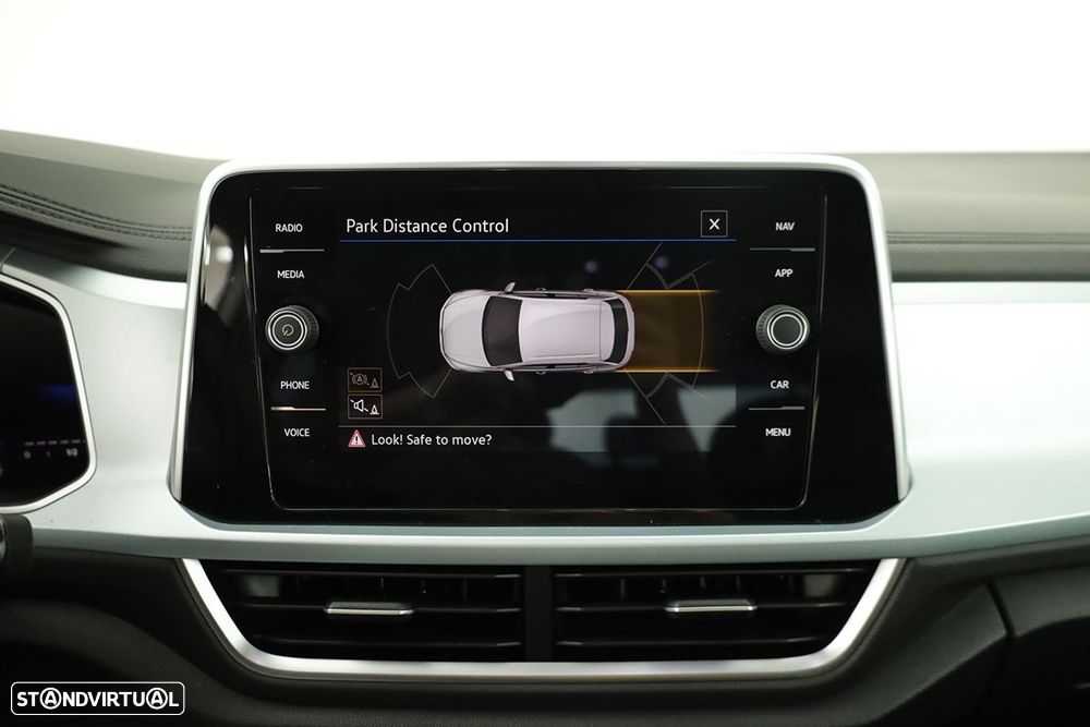 VW T-Roc 1.0 TSI - 12