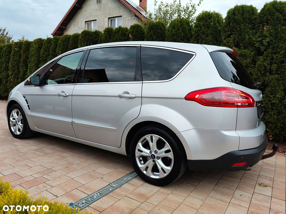 Ford S-Max - 9