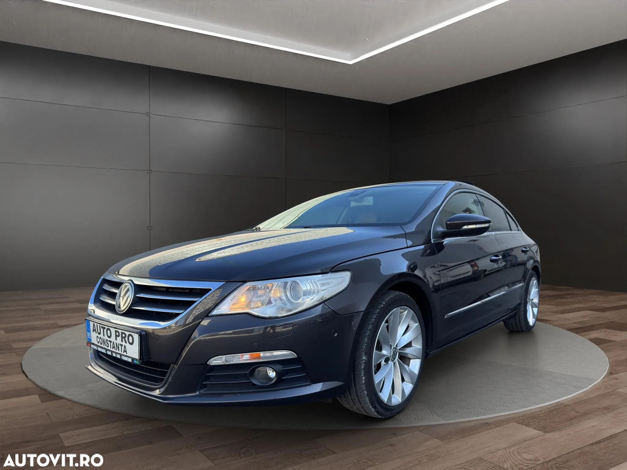 Volkswagen Passat CC 2.0 TDI DPF DSG - 1