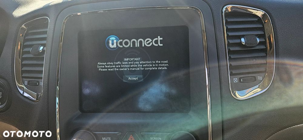 Dodge Durango III LIFT 2014-2017 Wyświetlacz nawigacji Monitor Ekran DUŻY 68270672AE  HARMAN - 2