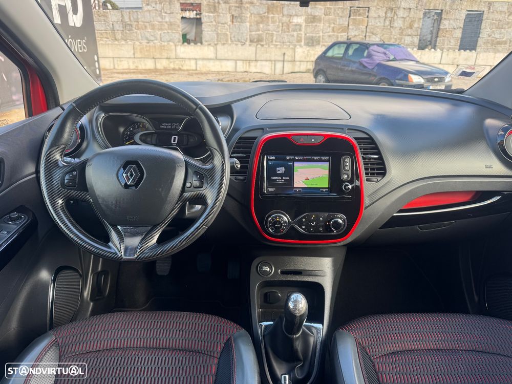Renault Captur 0.9 TCE Helly Hansen - 8