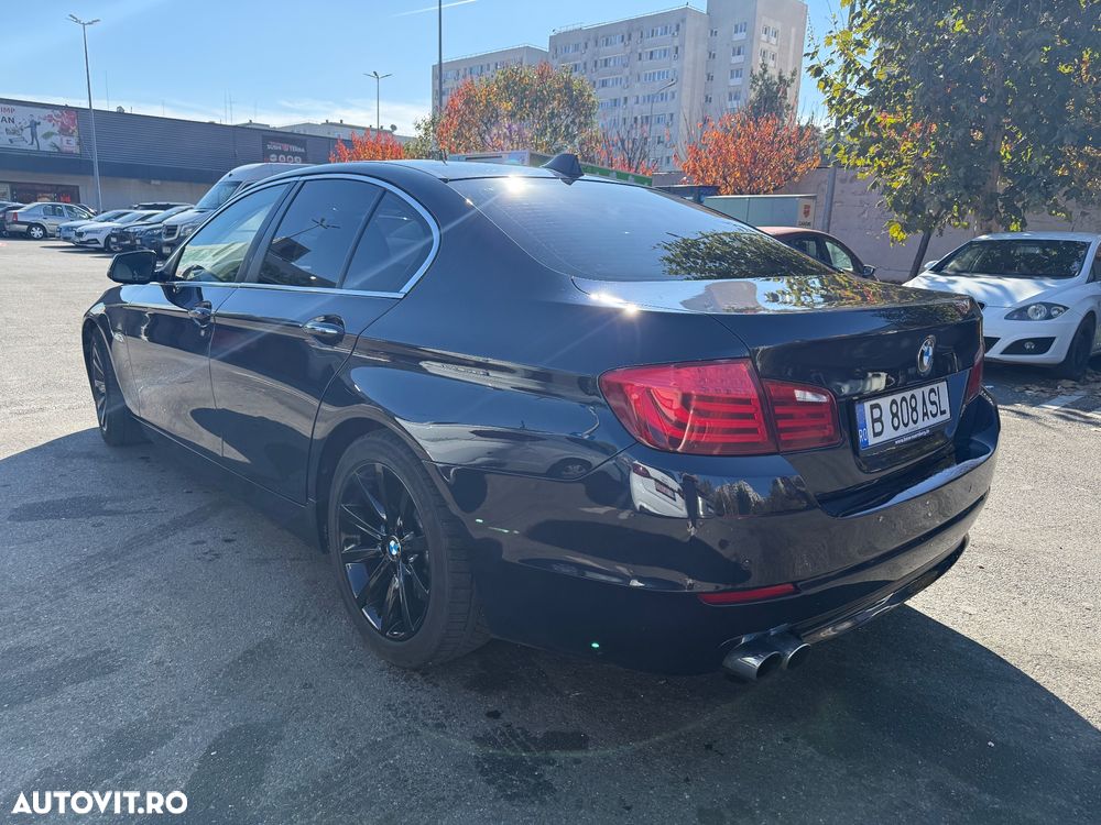 BMW Seria 5 530d xDrive - 10