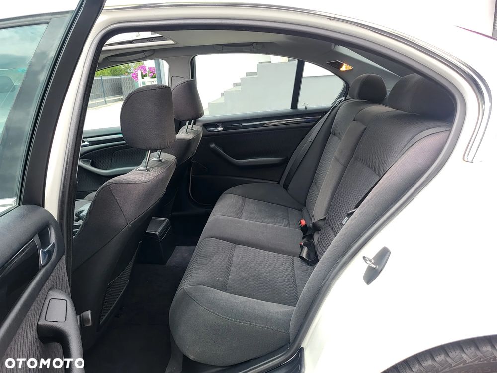 BMW Seria 3 - 14