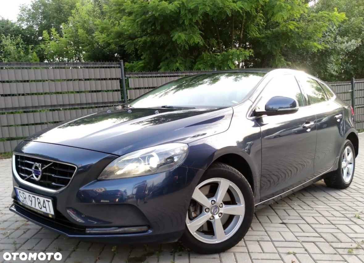 Volvo V40 D3 Momentum - 3