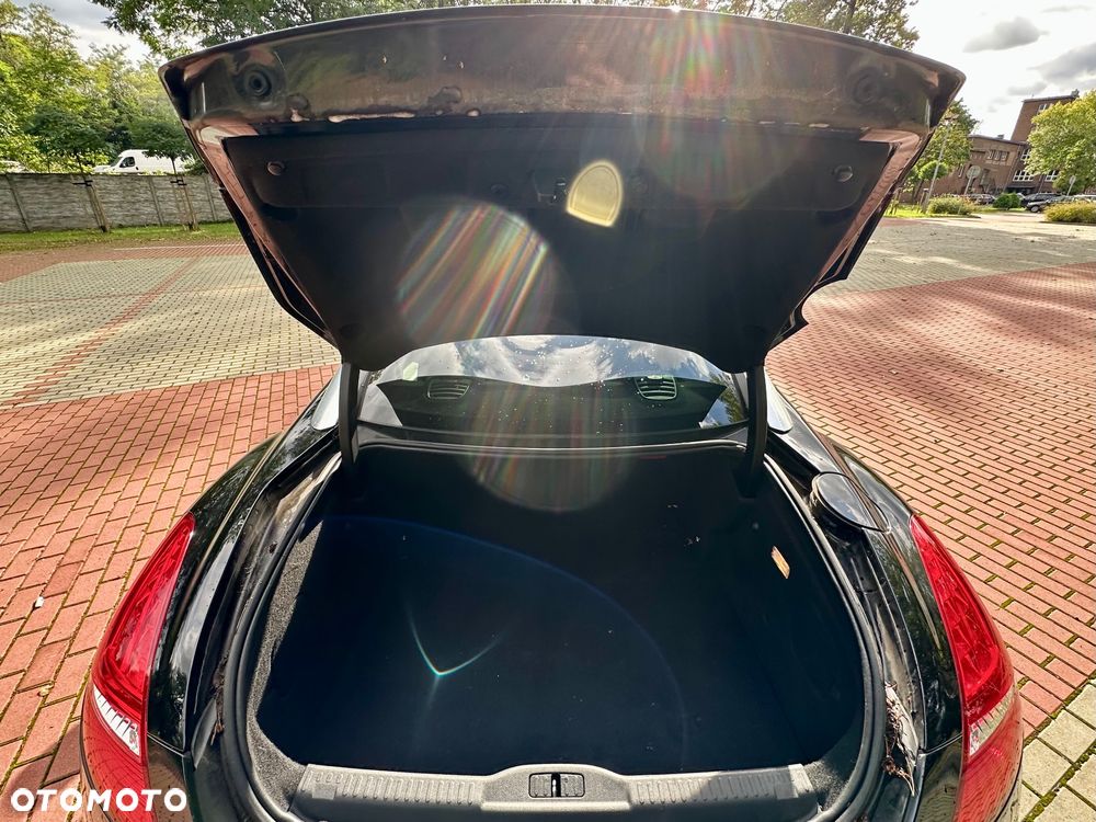 Peugeot RCZ 1.6 200 THP Red Carbon - 17