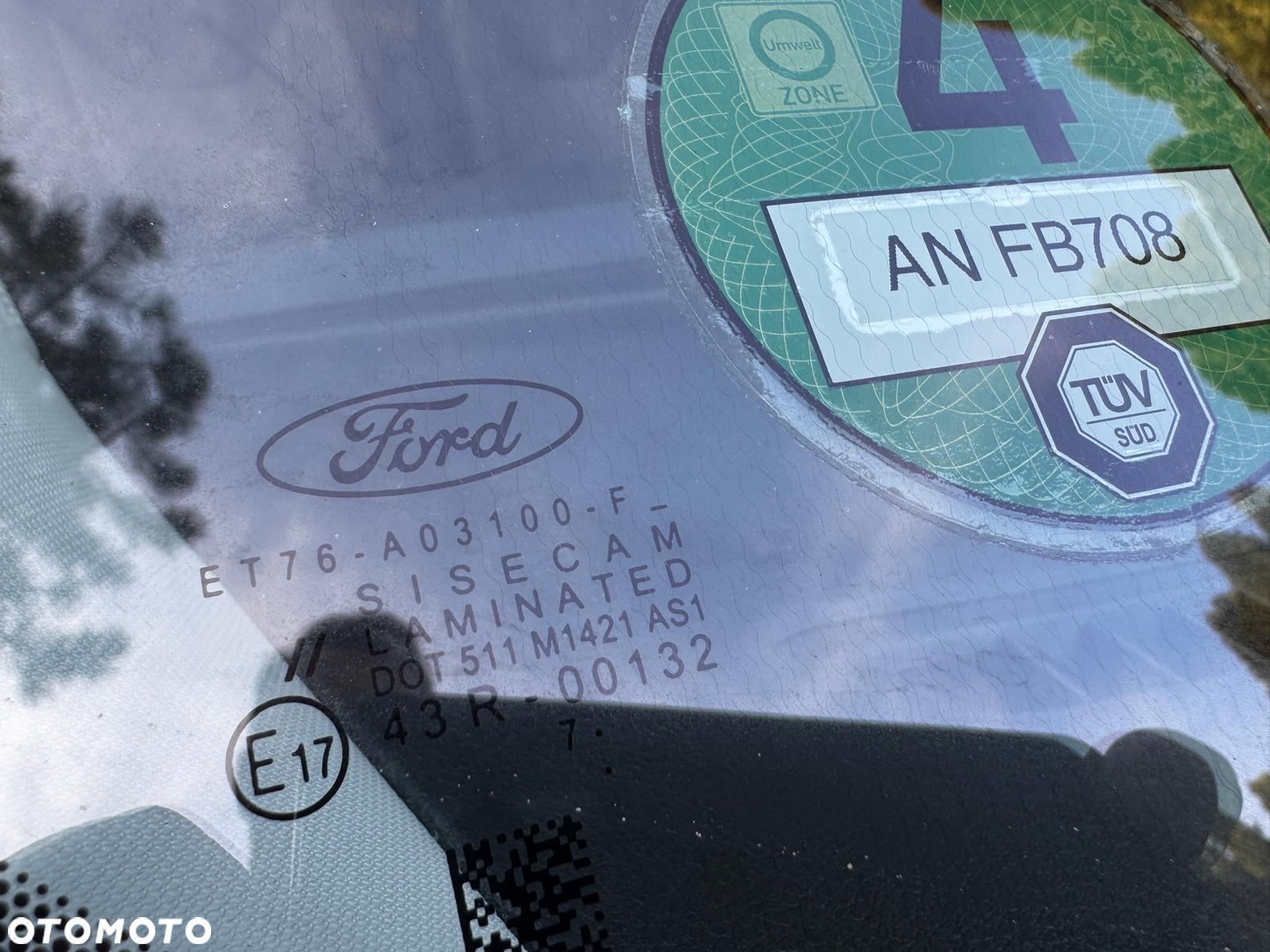 Ford Tourneo Courier 1.0 EcoBoost Trend - 25