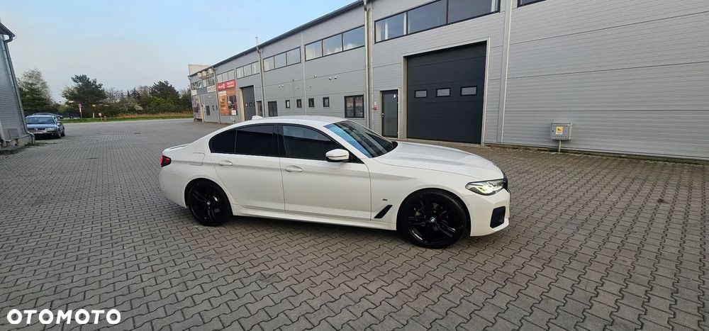 BMW Seria 5 520d xDrive Sport Line sport - 10