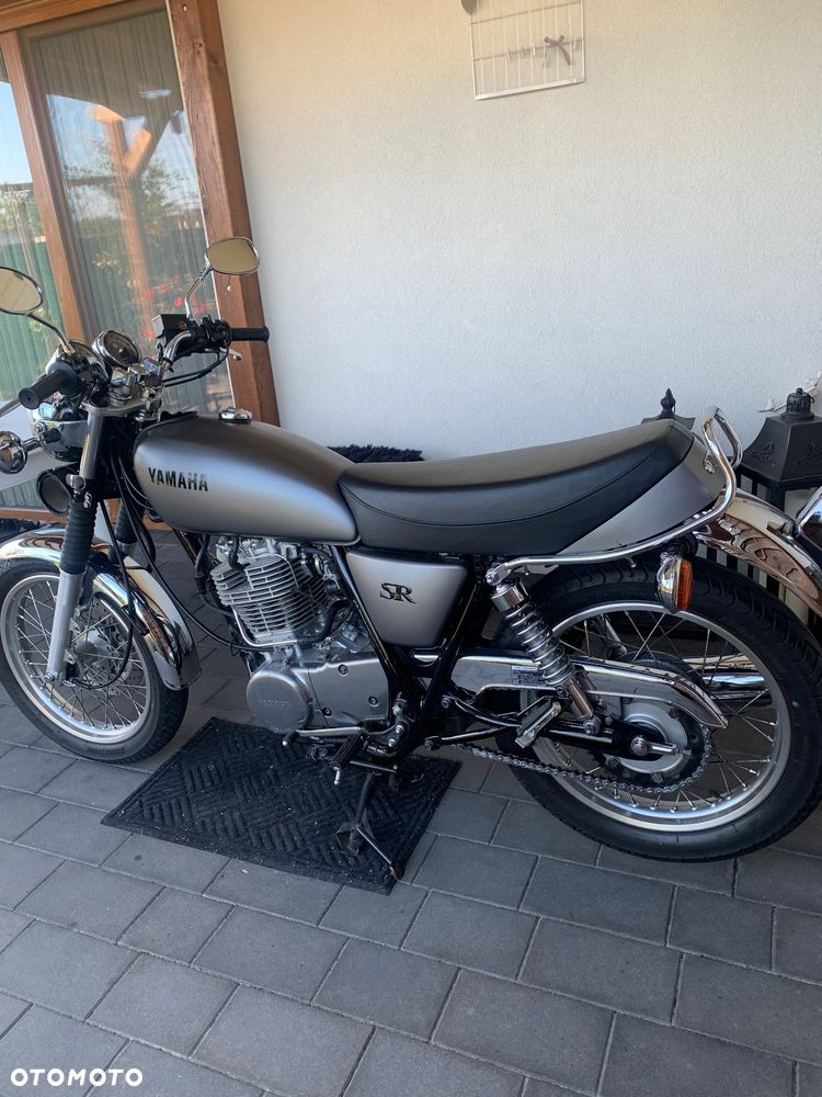 Yamaha SR - 7