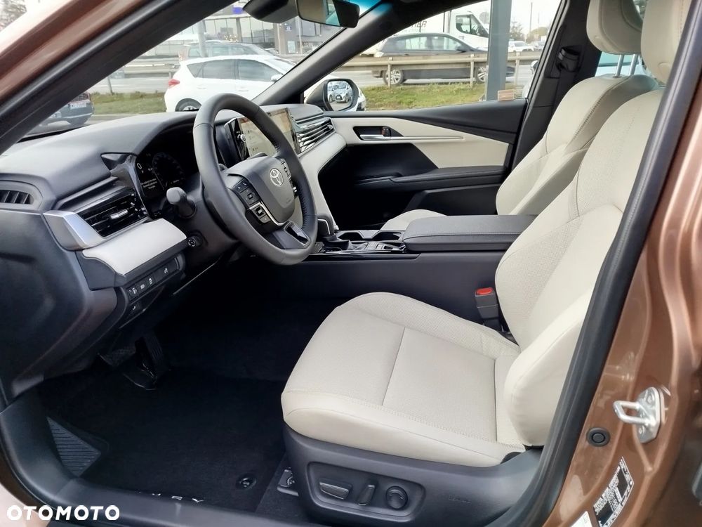 Toyota Camry 2.5 Hybrid Dynamic Force Prestige e-CVT - 8