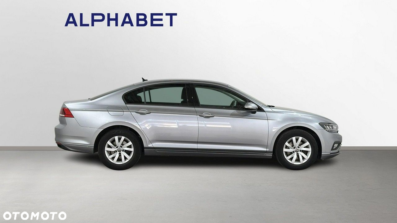 Volkswagen Passat - 7