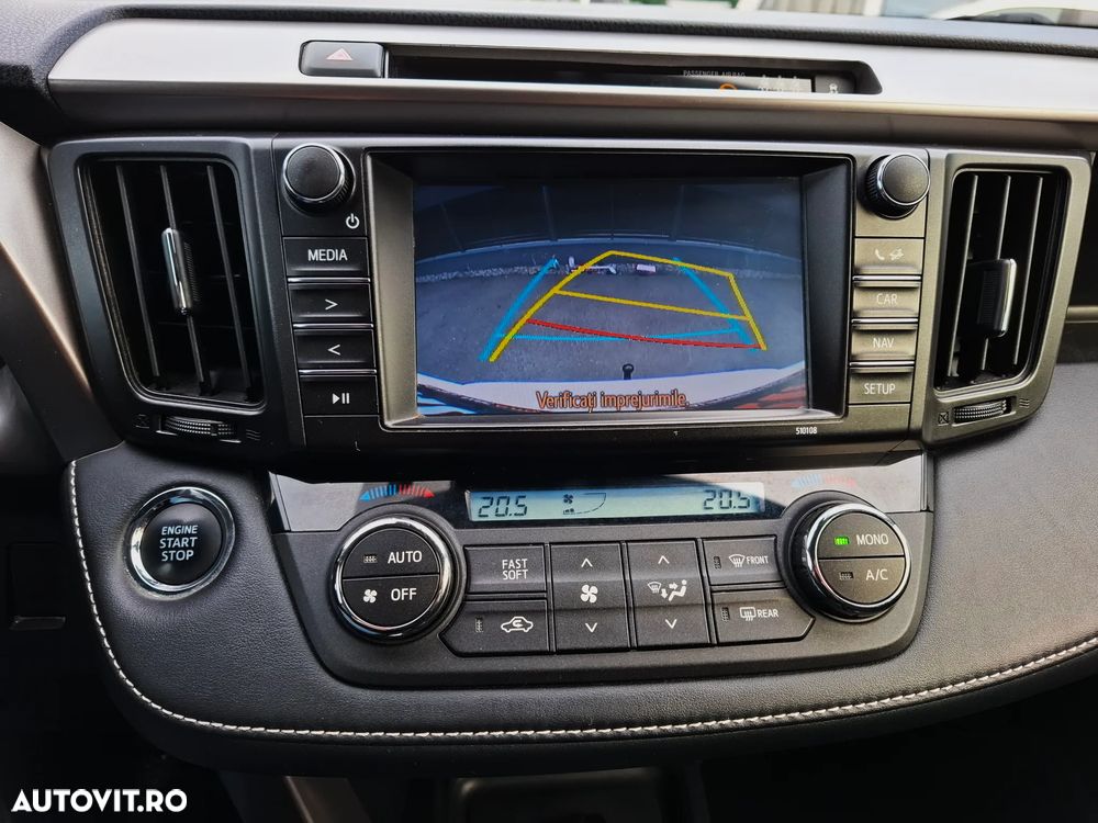 Toyota RAV4 - 18