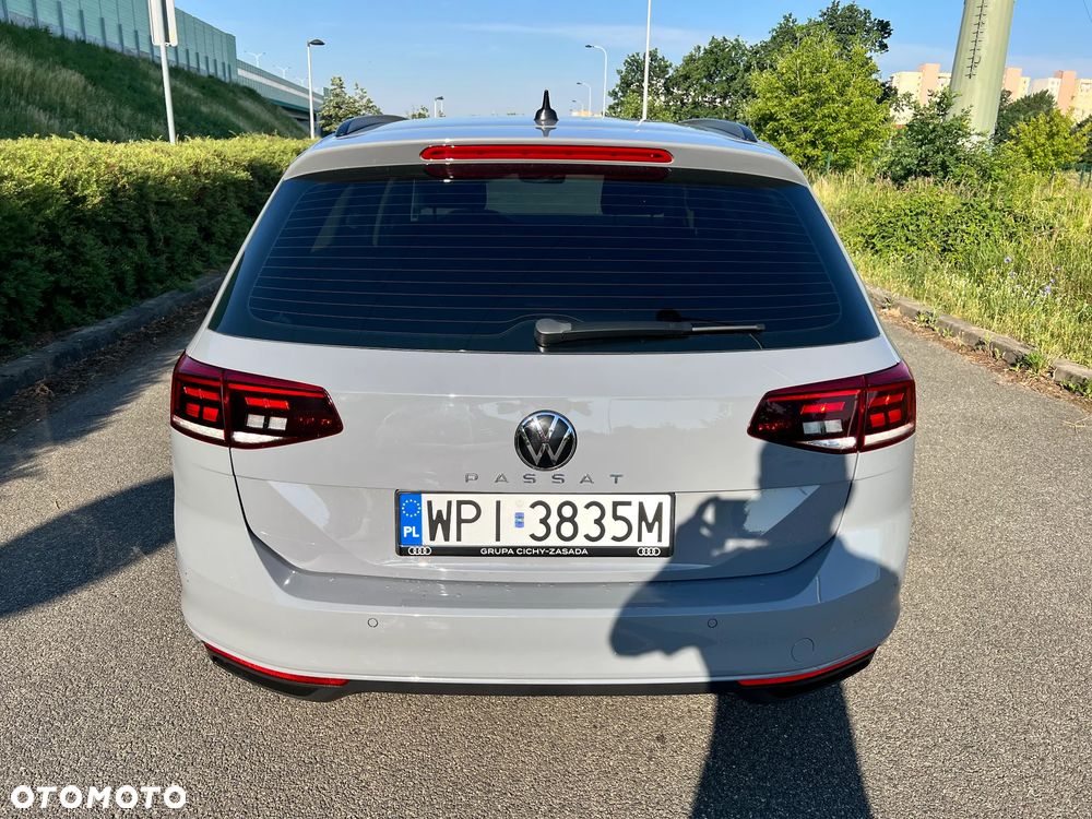 Volkswagen Passat Variant 1.5 TSI EVO Business DSG - 4