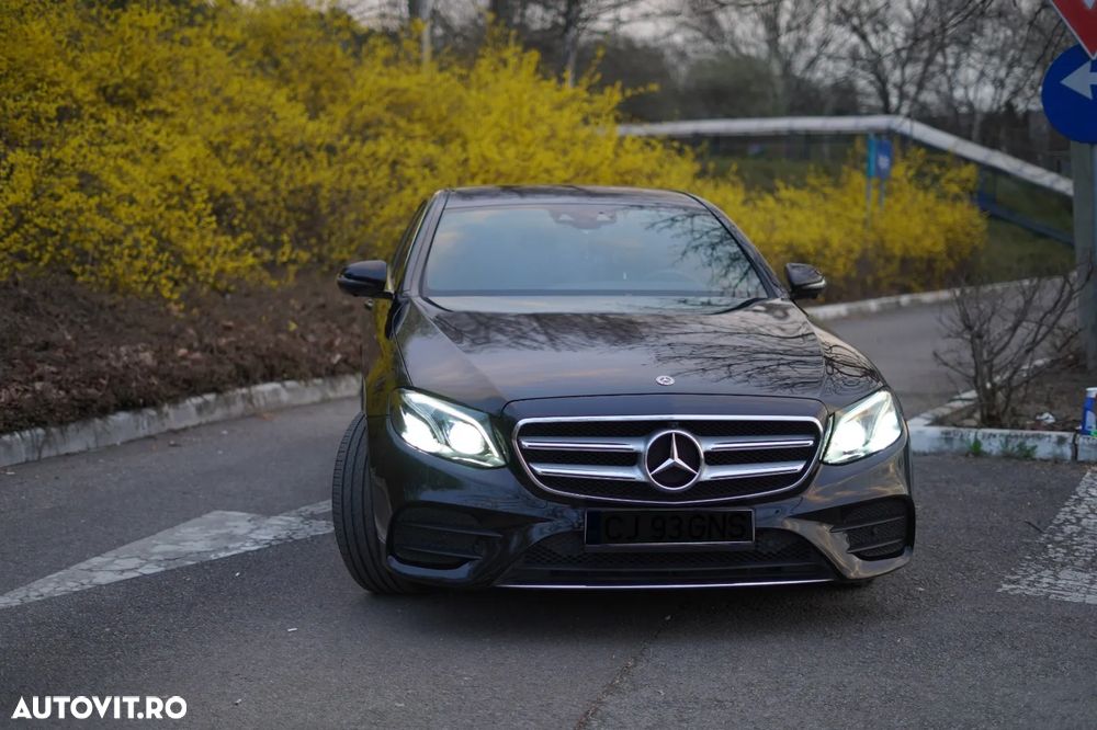 Mercedes-Benz E 220 d 4MATIC 9G-TRONIC AMG Line - 13