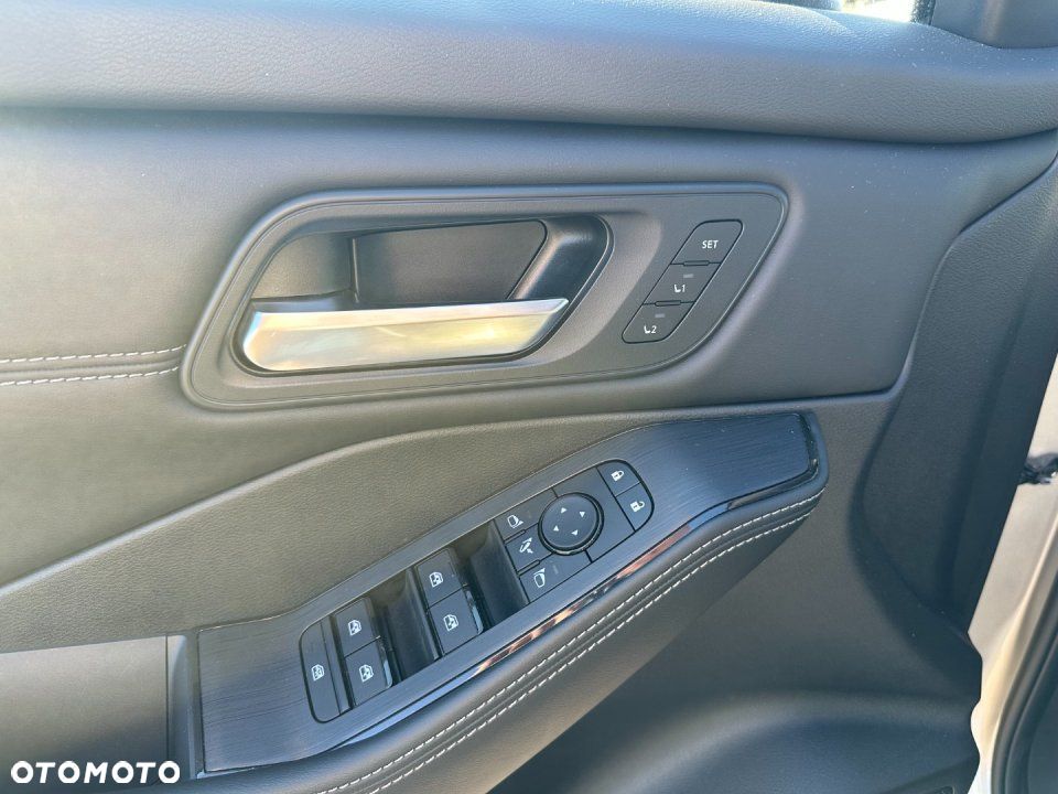 Nissan X-Trail - 8