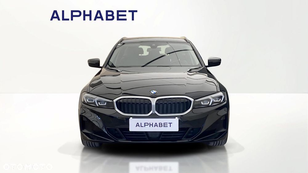 BMW Seria 3 318d mHEV - 8