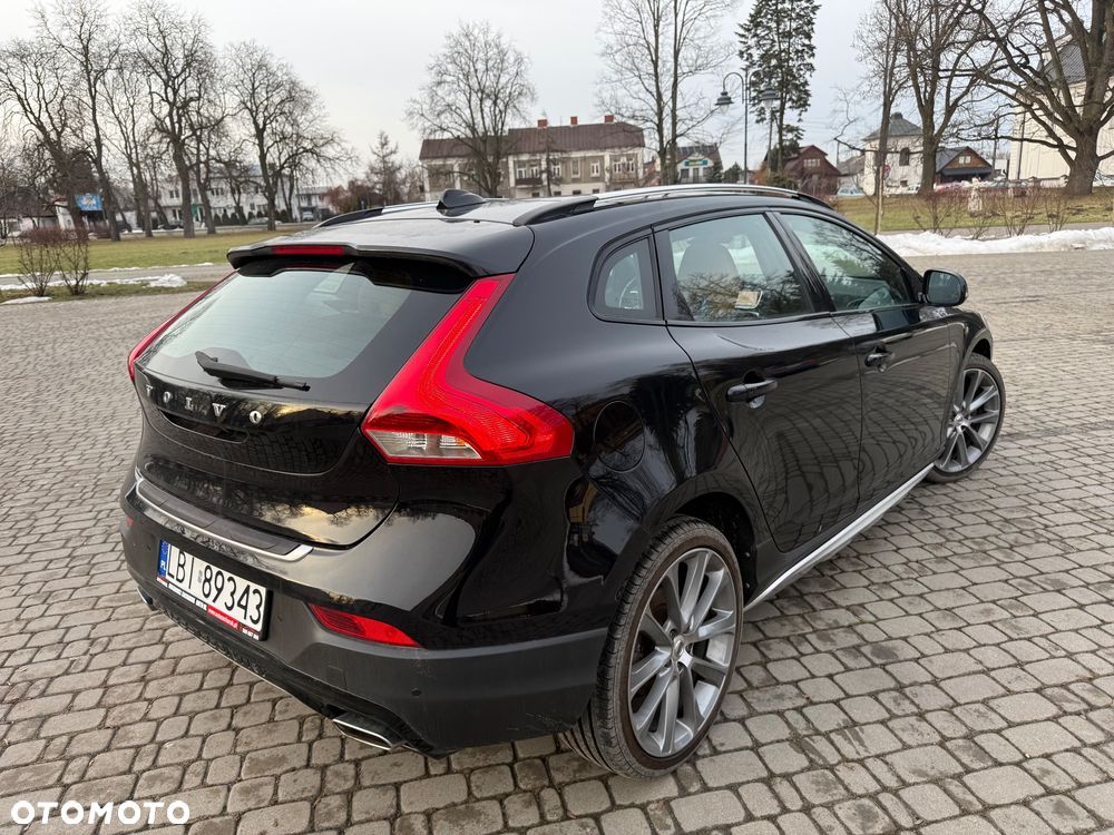 Volvo V40 Cross Country D3 Momentum - 18