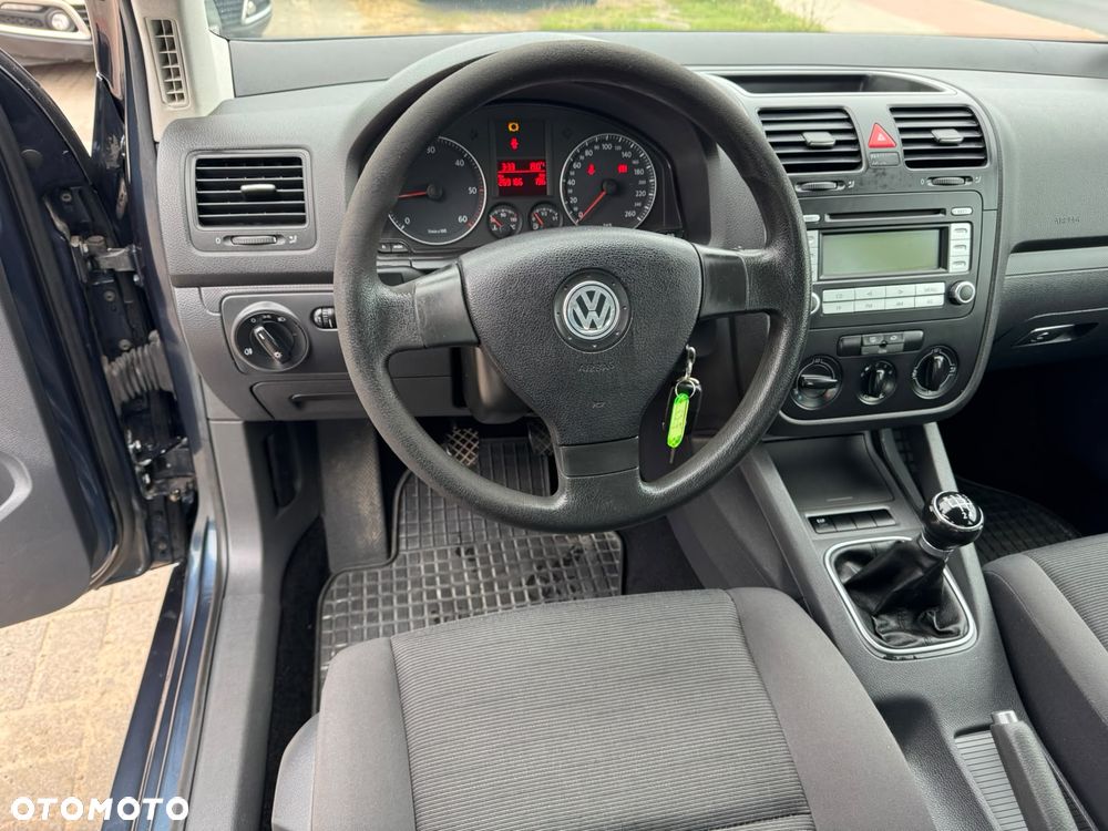 Volkswagen Golf 1.9 TDI DPF Trendline - 14