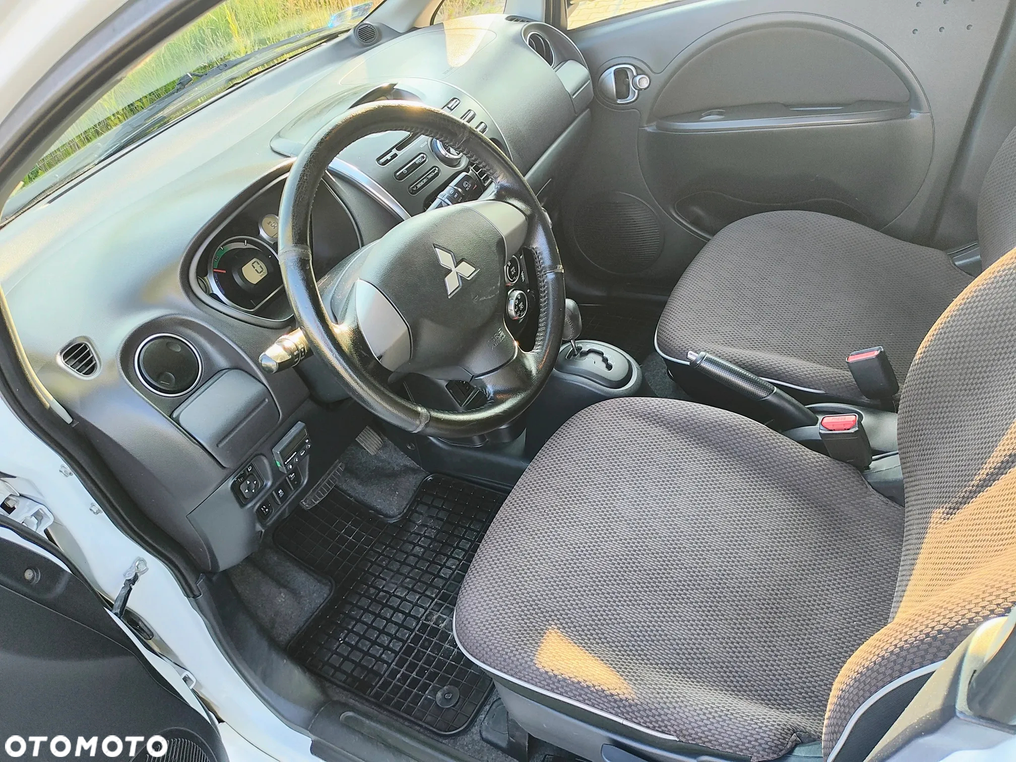 Mitsubishi i-MiEV Standard - 21