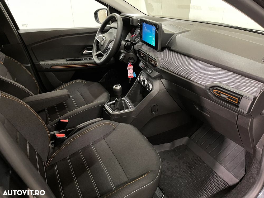 Dacia Sandero Stepway TCe 90 MT6 Comfort - 10