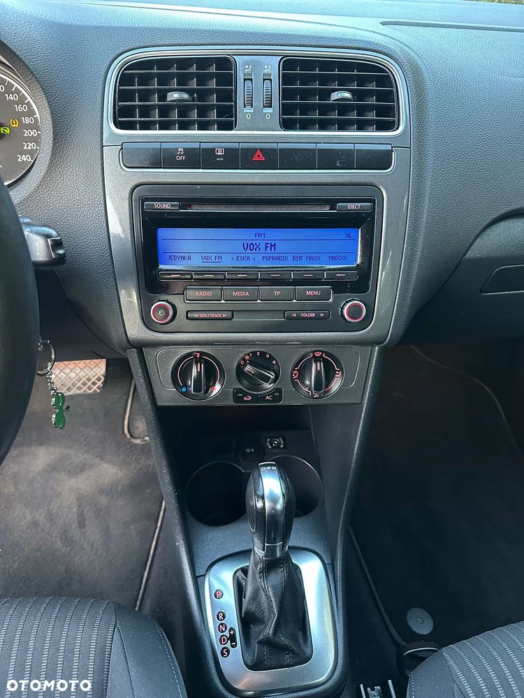 Volkswagen Polo 1.2 TSI Highline DSG - 21