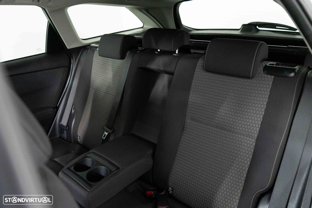 Toyota Auris Touring Sports 1.8 HSD Comfort +P.Sport+Navi - 9