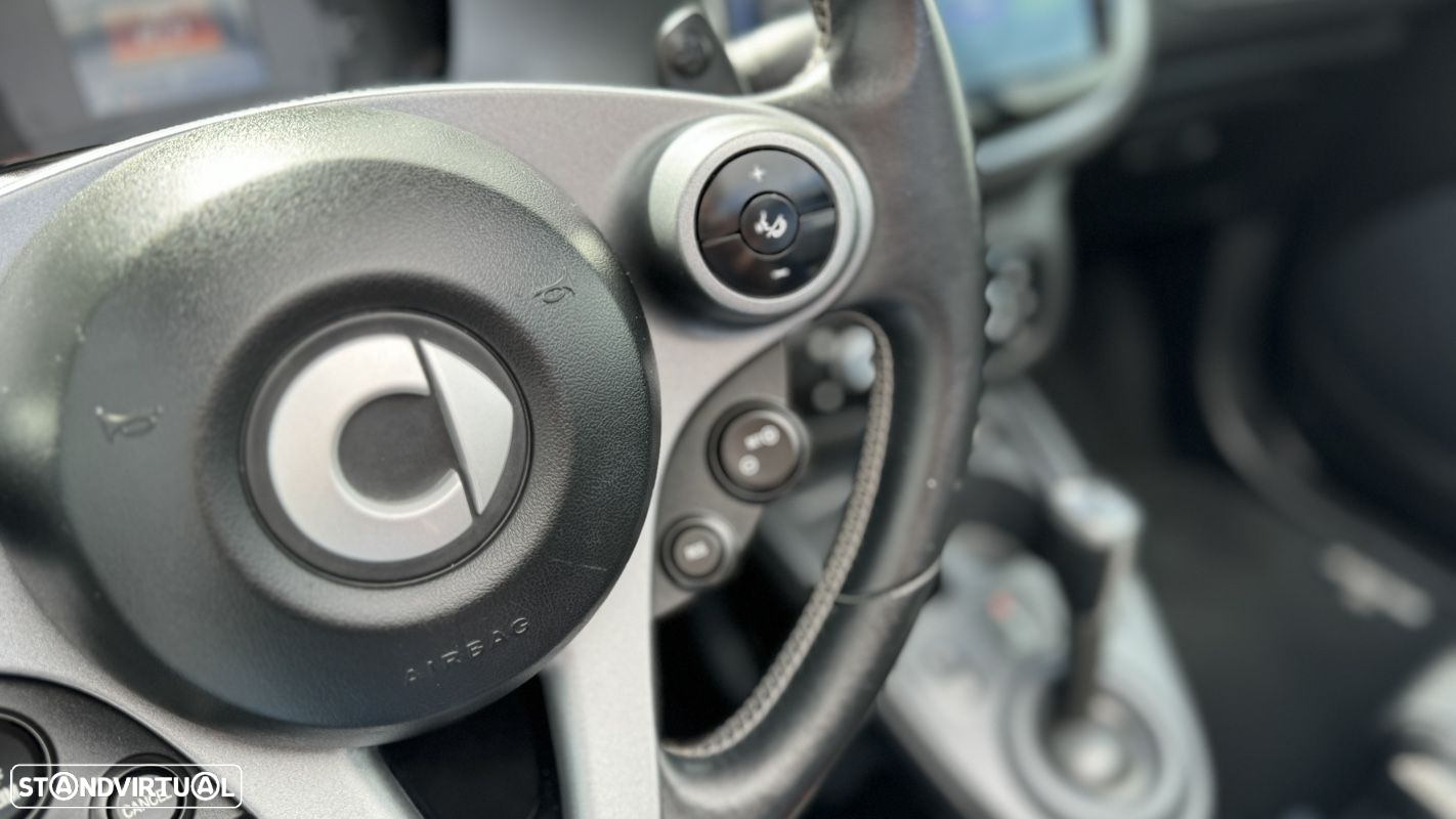 Smart Fortwo Cabrio 0.9 Brabus Xclusive - 40