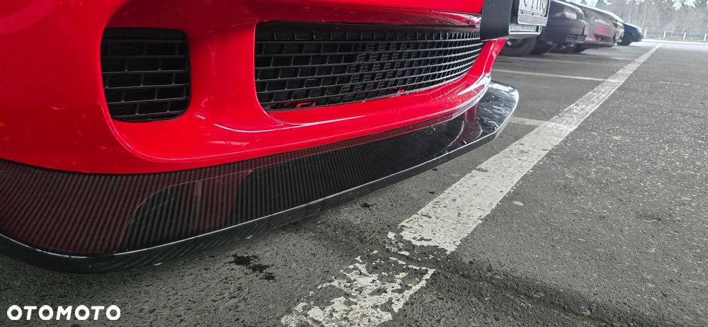 Dodge Challenger - 8