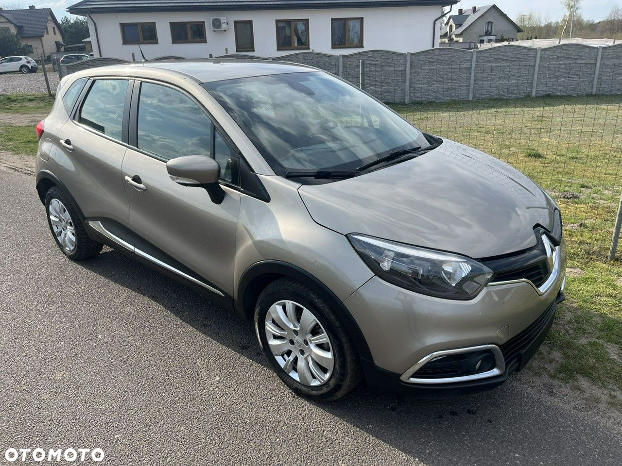 Renault Captur - 2