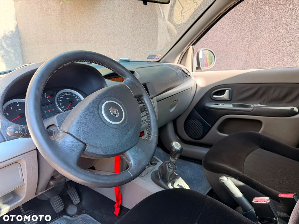 Renault Thalia 1.2 16V All Inclusive - 11