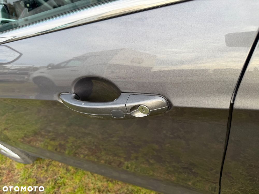Ford Kuga - 18