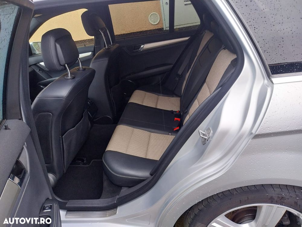 Mercedes-Benz C 180 CGI Automatik BlueEFFICIENCY Elegance - 13