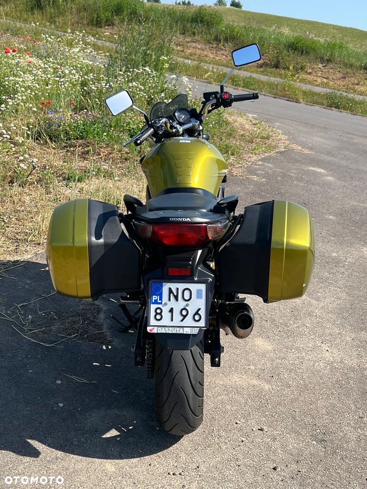 Honda CBF - 2