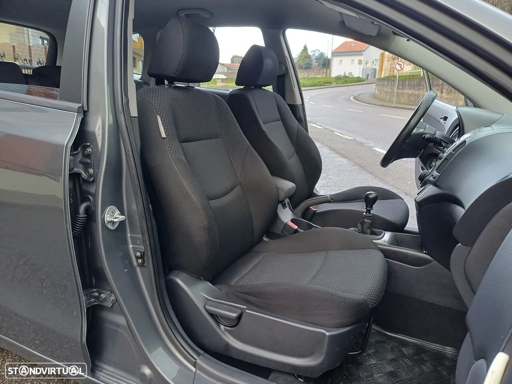 Hyundai i30 CW 1.6 CRDi Comfort - 30