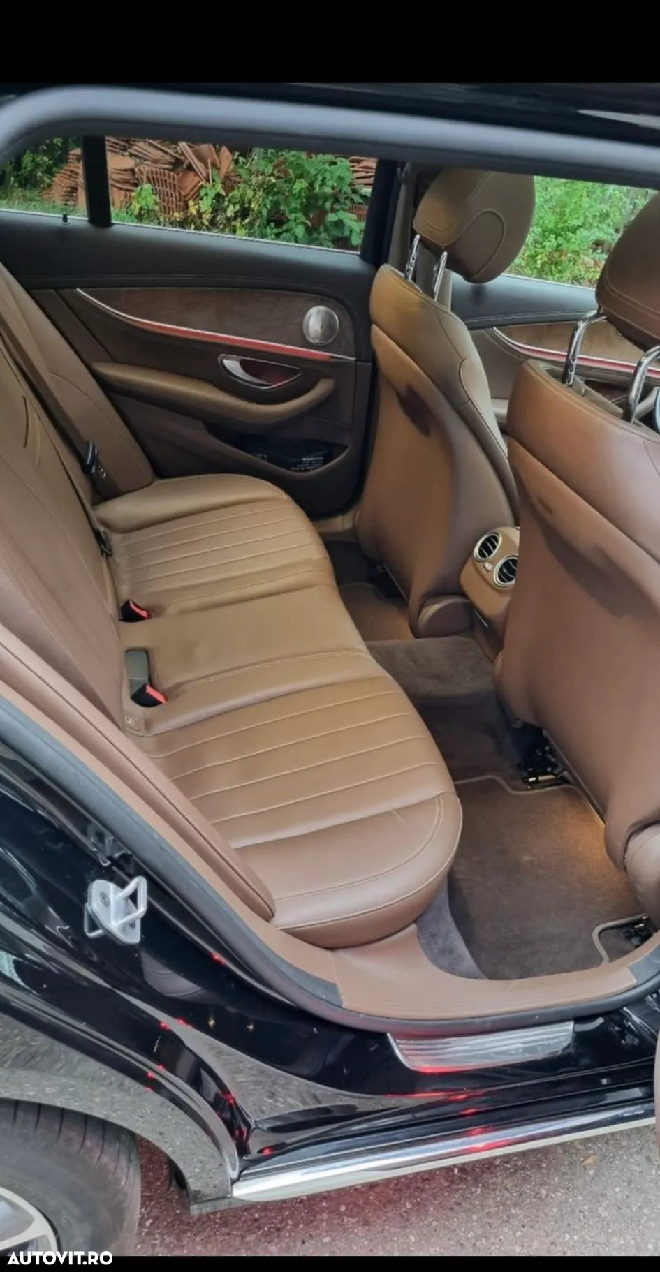 Mercedes-Benz E 220 d 9G-TRONIC Exclusive - 12
