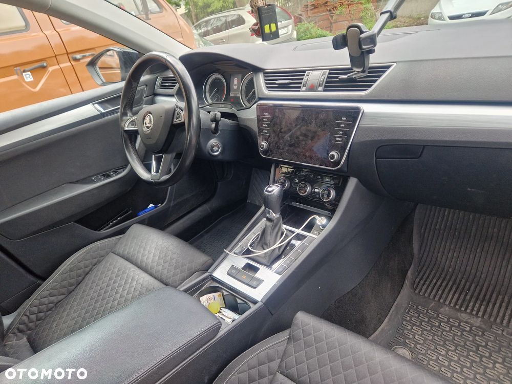 Skoda Superb 2.0 TSI Ambition DSG - 4