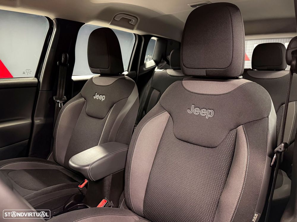 Jeep Renegade - 9