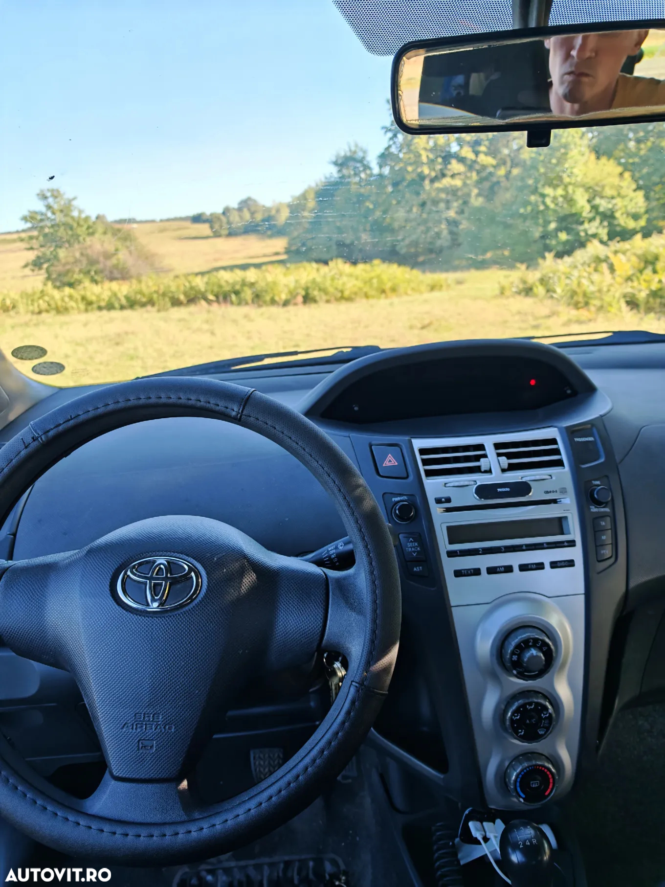 Toyota Yaris 1.4 D-4D Sol - 8